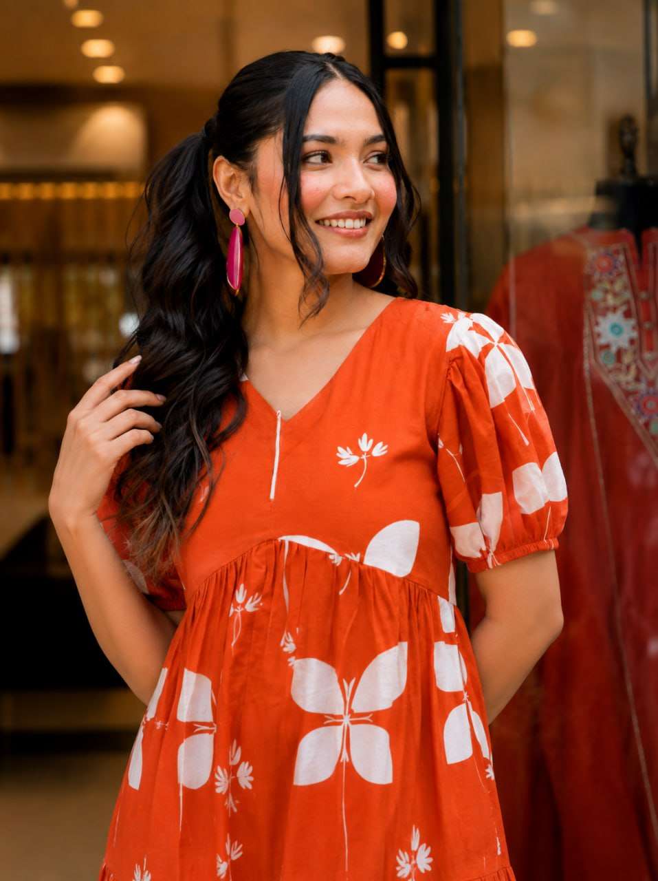 SHOWROOM PIECE QUALITY FESTIVAL LOOK SUMMER MIDDY DRESS DEALER RANG SHOWROOM PIECE QUALITY FESTIVAL LOOK SUMMER MIDDY DRESS DEALER RANG