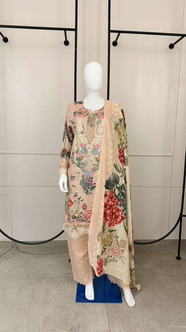 SHREE FABS ELAF SIGNATURE VOL 4 COTTON PRINT WITH EXCLUSIVE PAKISTANI OUTFIT IN SURAT SHREE FABS ELAF SIGNATURE VOL 4 COTTON PRINT WITH EXCLUSIVE PAKISTANI OUTFIT IN SURAT