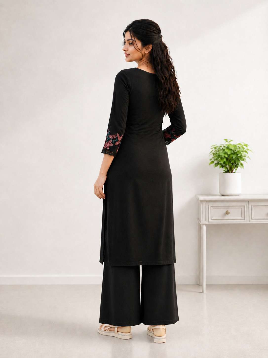 SUMMER COTTON WITH EMBROIDERY WHITE KURTI PANT CASUAL LOOK DEALER BUY SUMMER COTTON WITH EMBROIDERY WHITE KURTI PANT CASUAL LOOK DEALER BUY