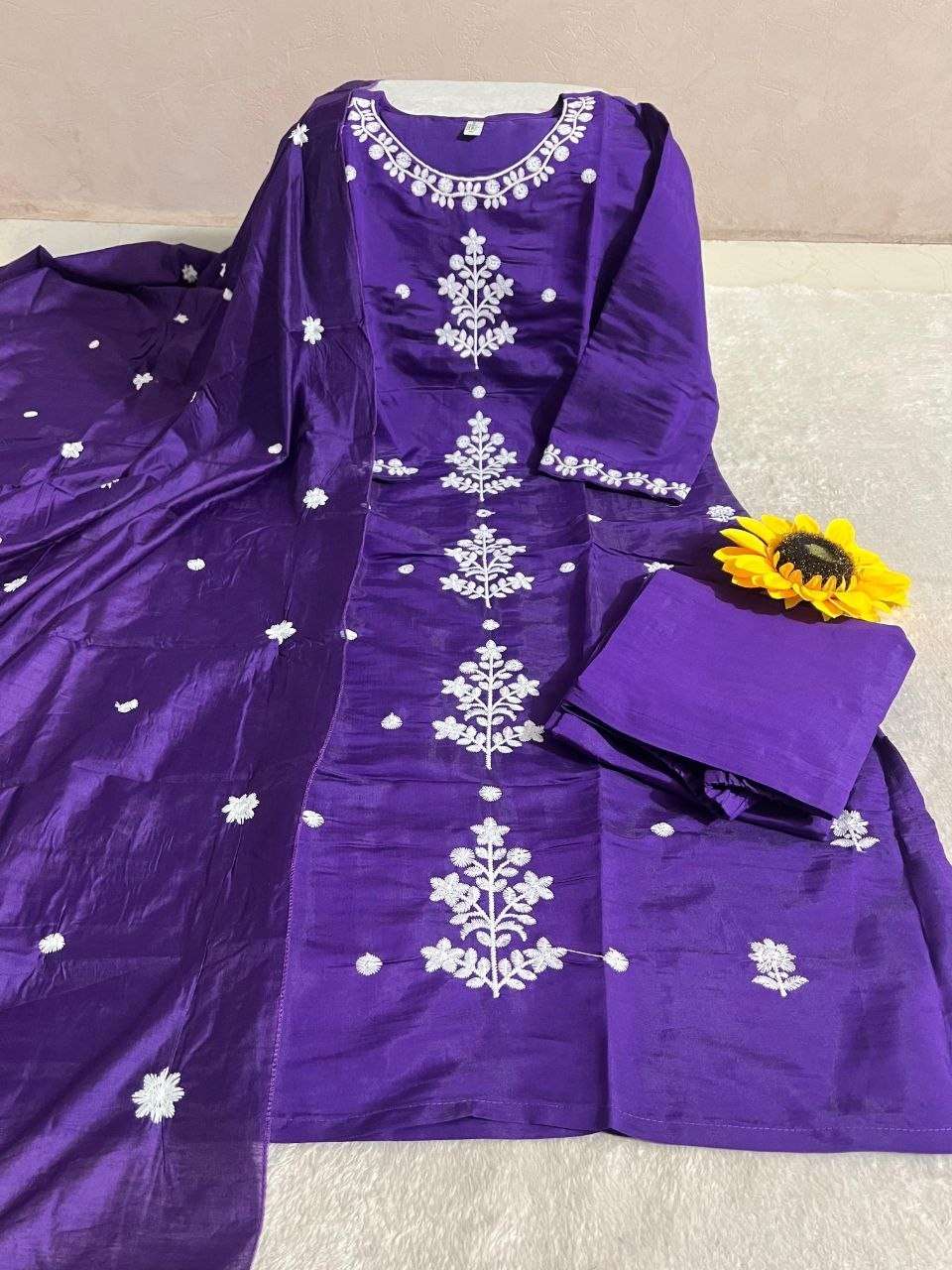 BOUTIQUE SILK QUALITY DESIGNER PINK KURTI PANT DUPATTA WHOLESALE RANG BOUTIQUE SILK QUALITY DESIGNER PINK KURTI PANT DUPATTA WHOLESALE RANG