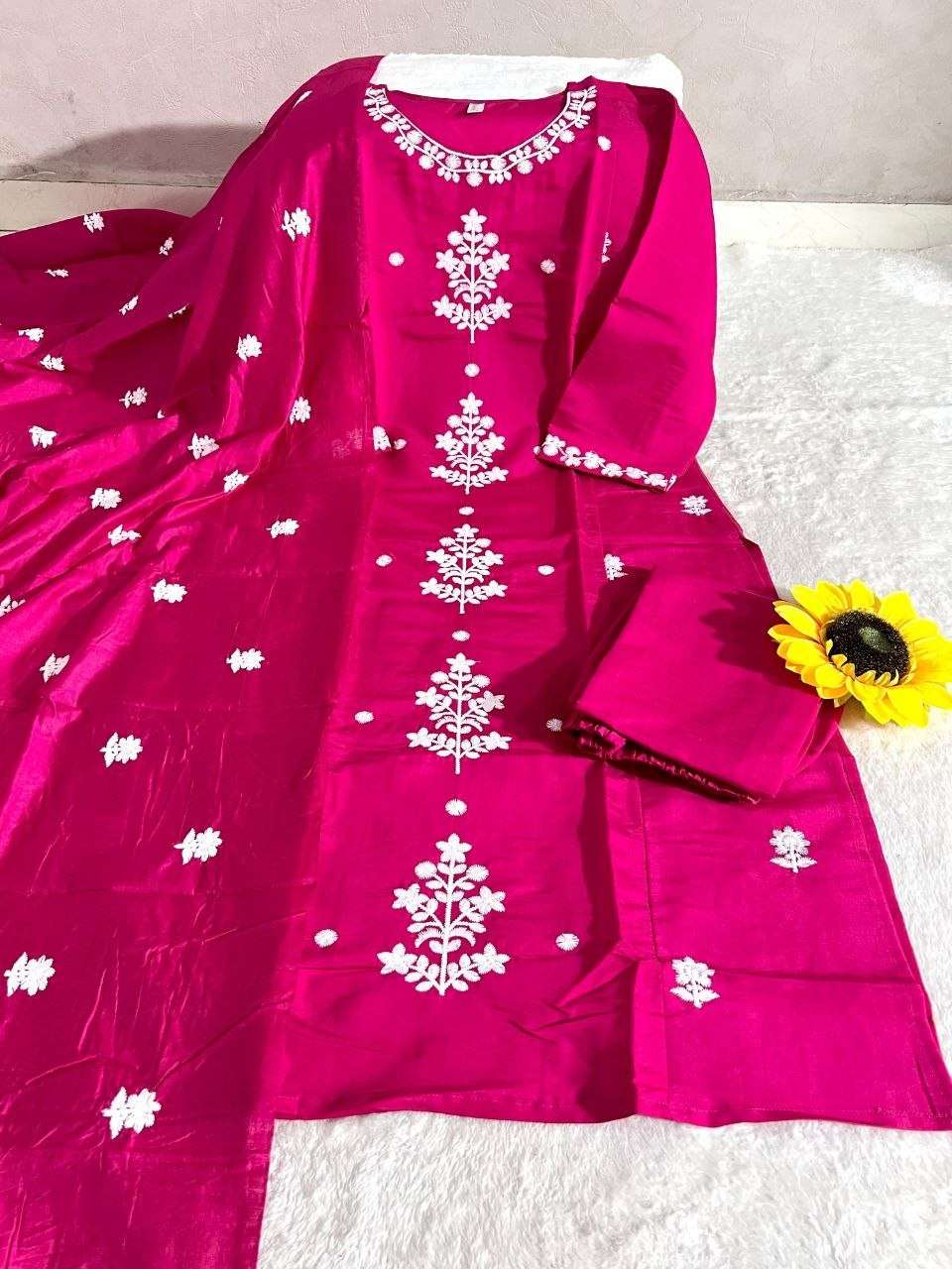 BOUTIQUE SILK QUALITY DESIGNER PINK KURTI PANT DUPATTA WHOLESALE RANG BOUTIQUE SILK QUALITY DESIGNER PINK KURTI PANT DUPATTA WHOLESALE RANG