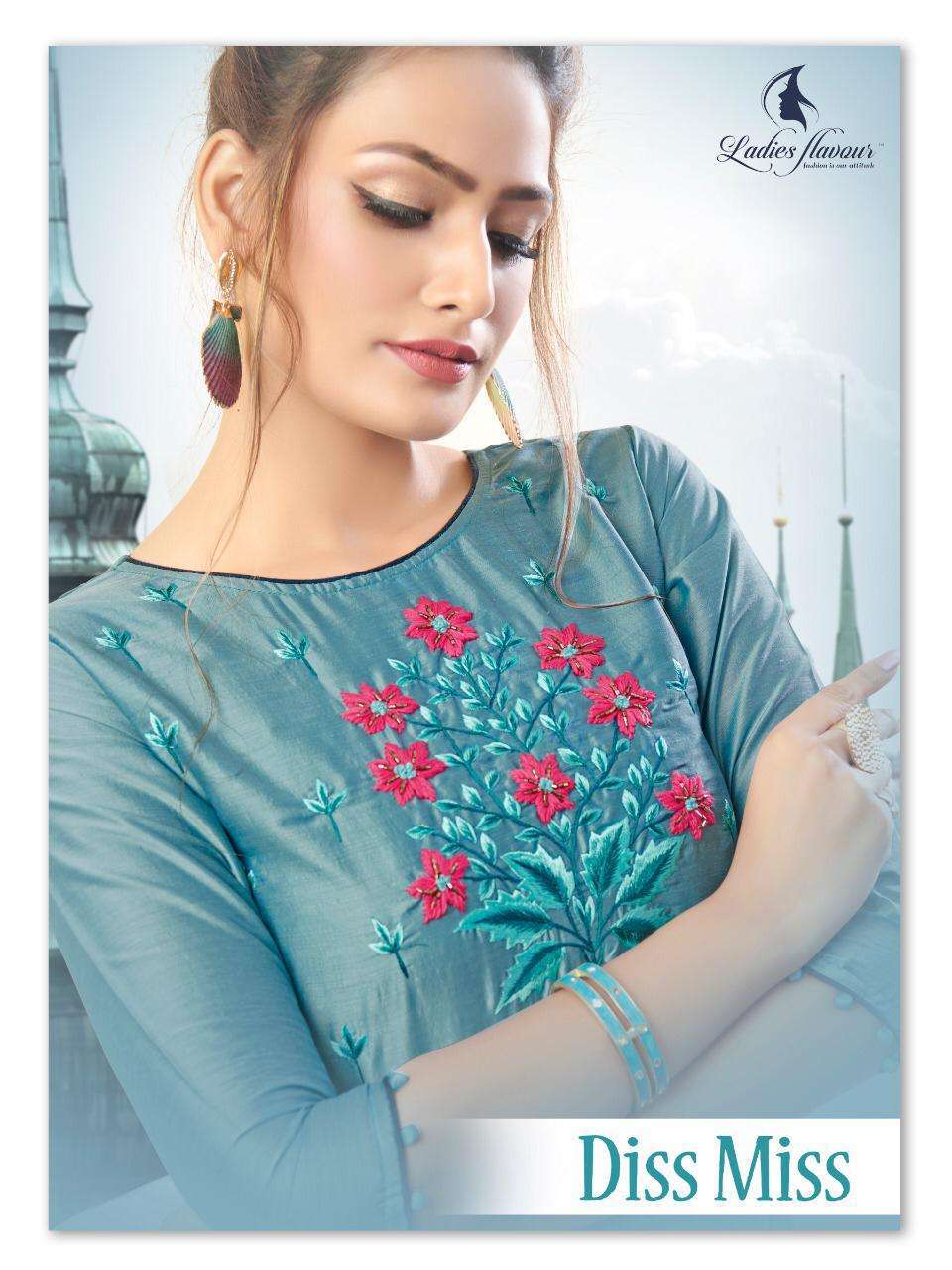 Ladies flavour diss miss muslin with embroidery handwork long readymade kurtis at Wholesale Rate 