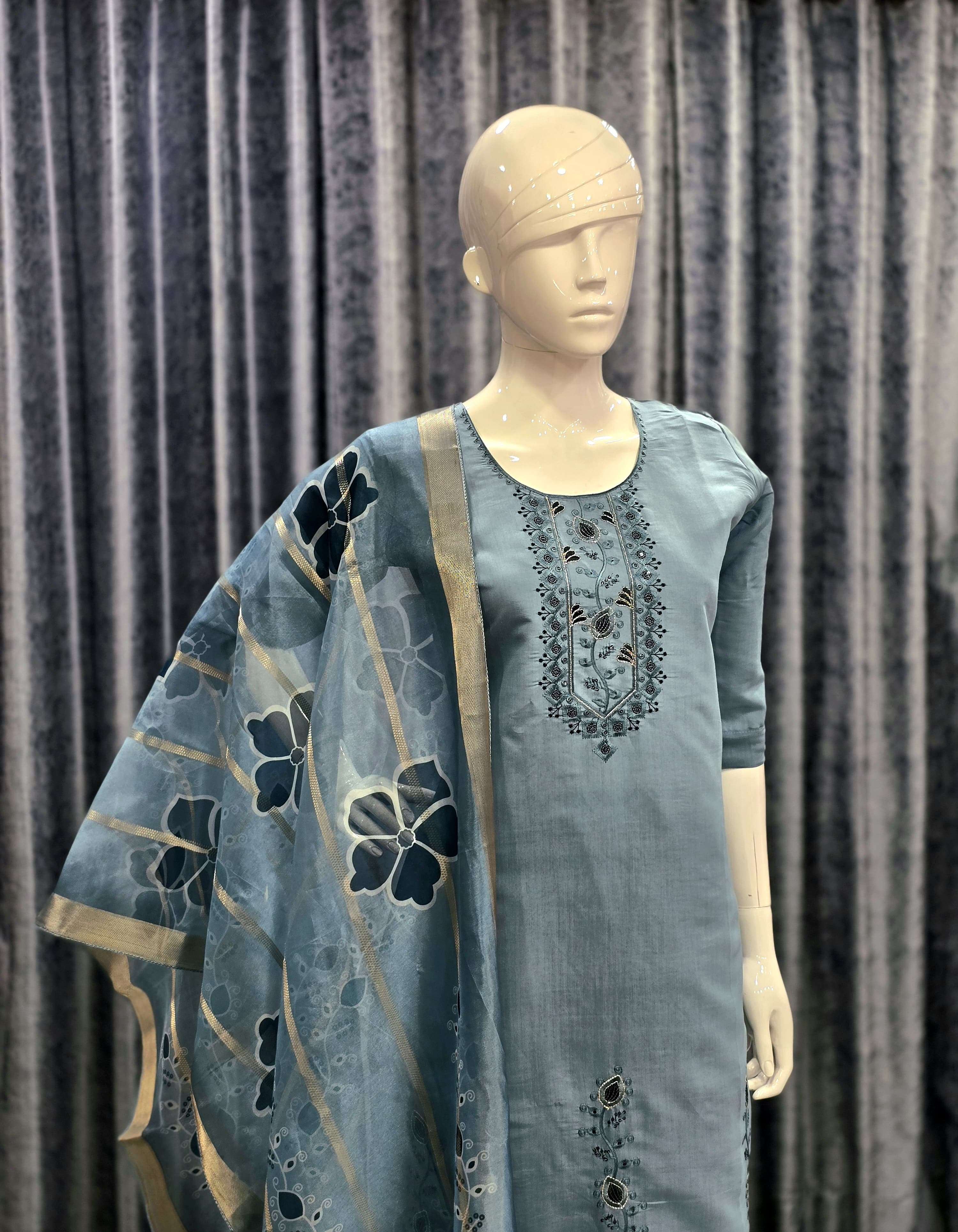 BOUTIQUE