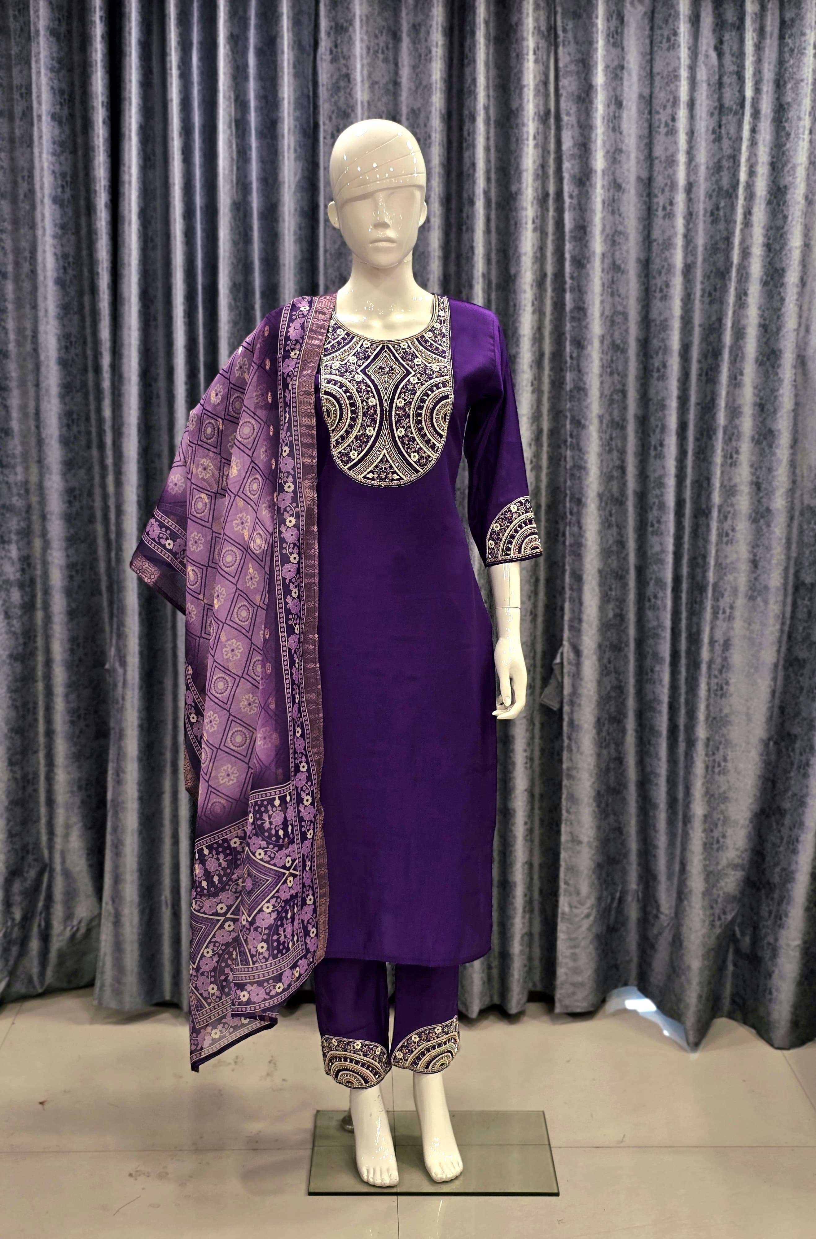 BOUTIQUE