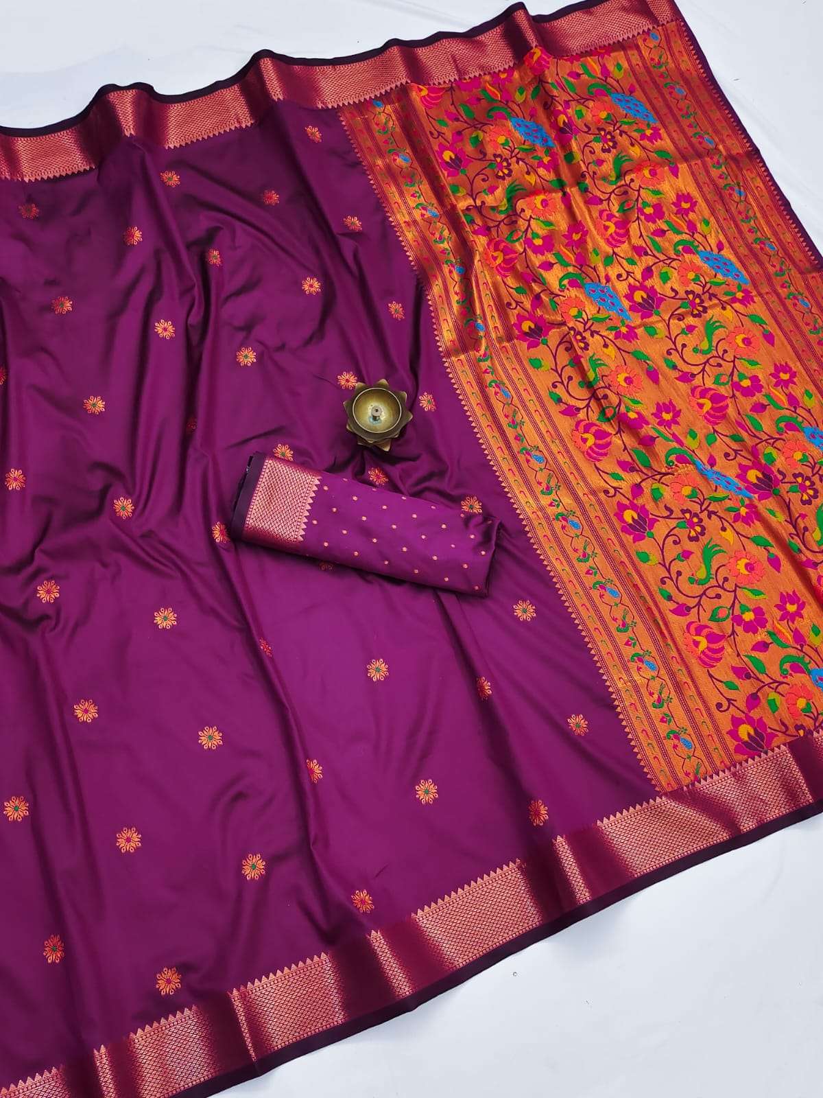 EXCLUSIVE PAITHANI SILK SAREES COLLECTION AT WHOLESALE PRICE