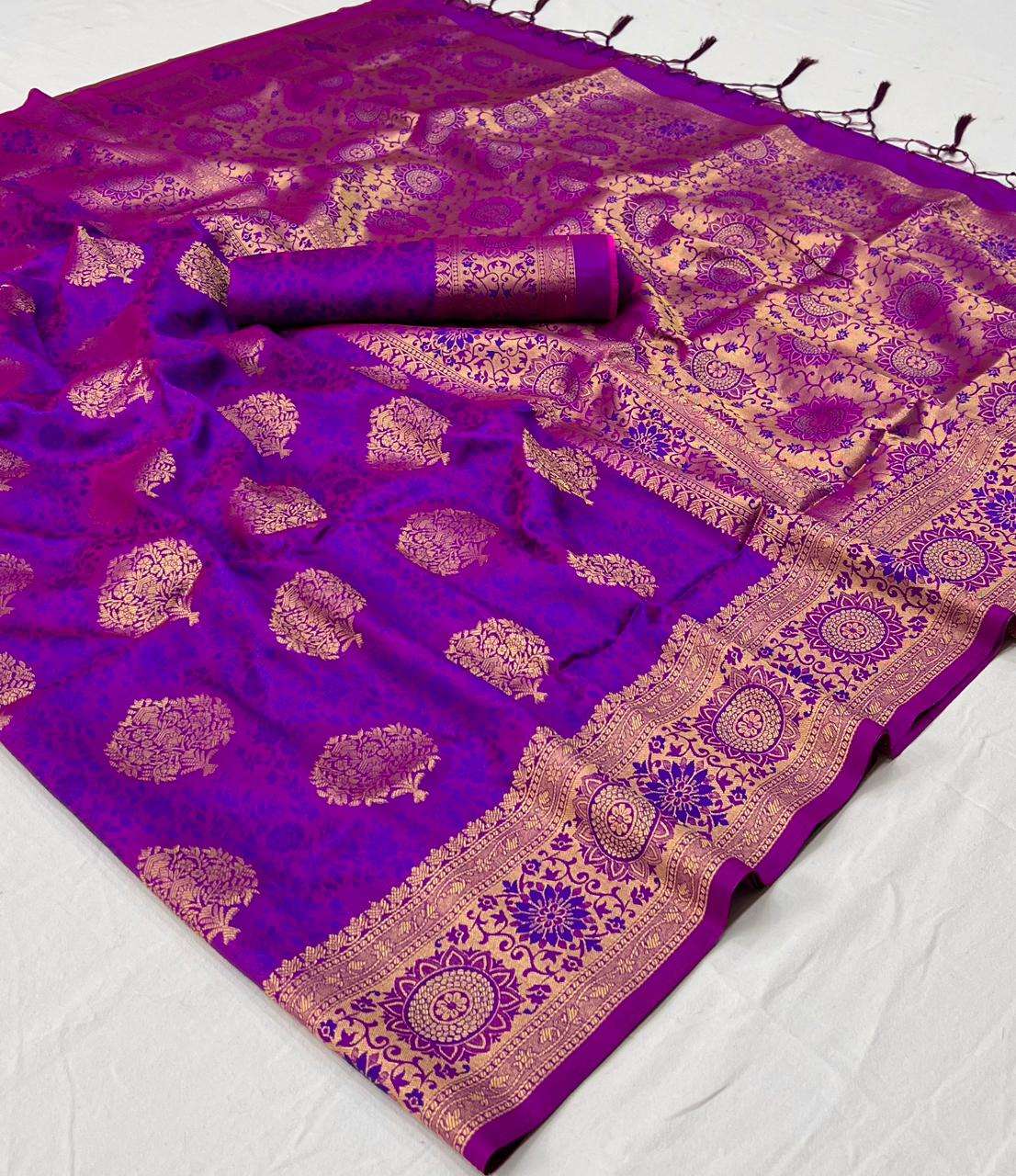 Rajtex KOSMIC Silk with Handloom Weaving design Rich look saree collection