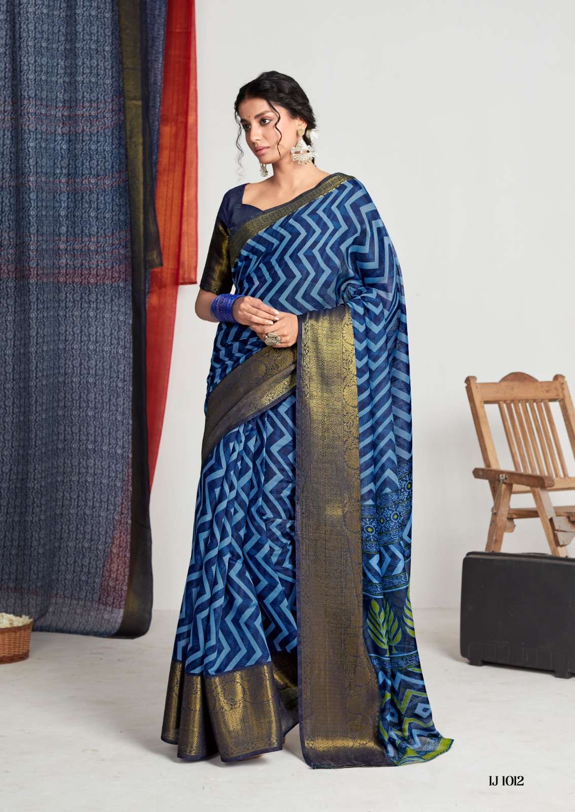 SR Sarees Indigo Jacquard Chanderi silk with BLue shade saree ...